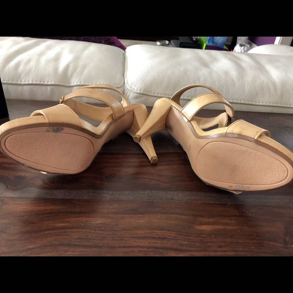 New Shoes - Picture 4 of 8